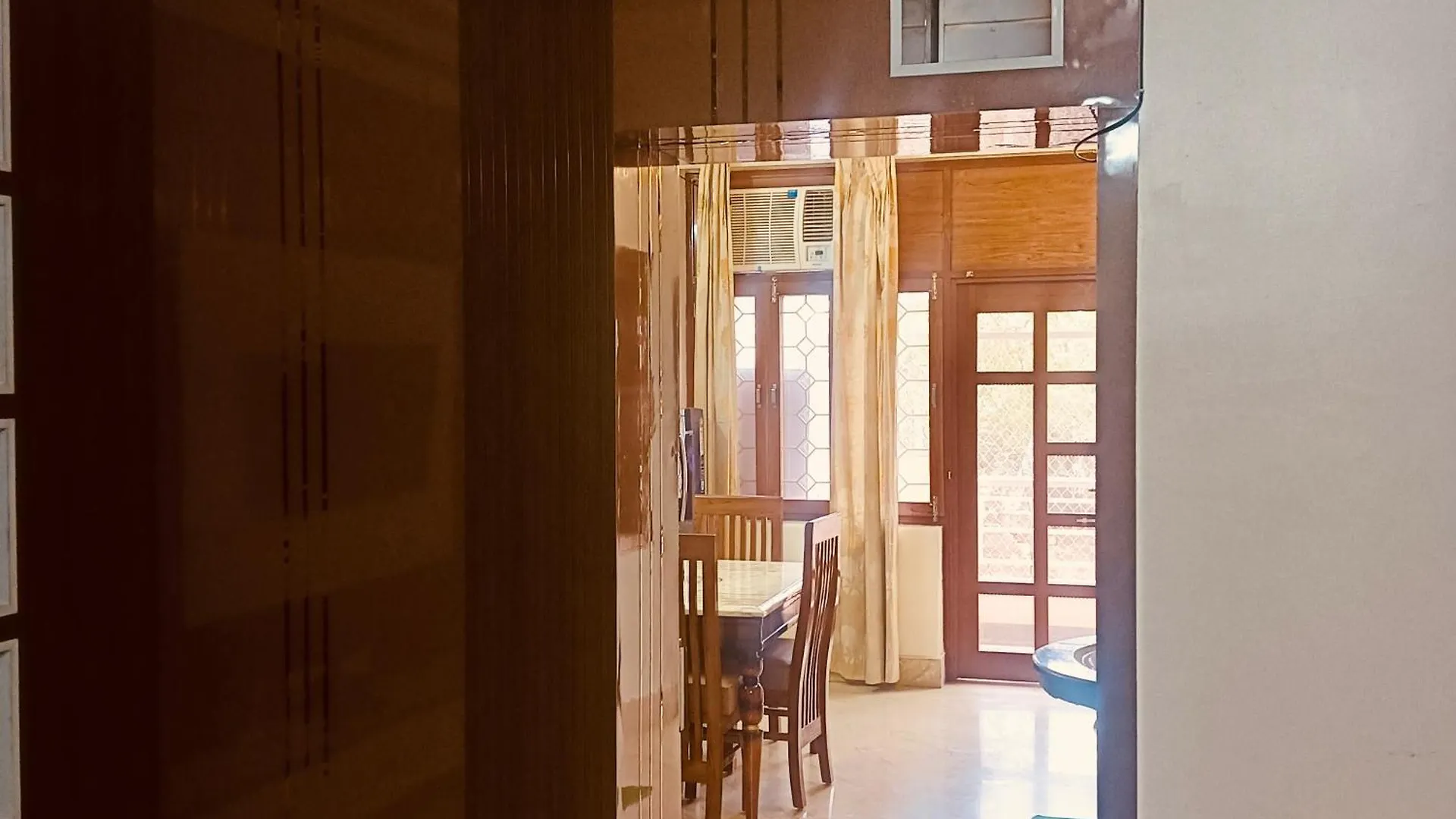 Luxury 3 Bhk Apartment 15 Mins From Kashi Vishwanath Temple Varanasi